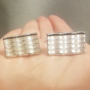 Sophisticated yet blingy vtg silvertone Shields mens cuff links